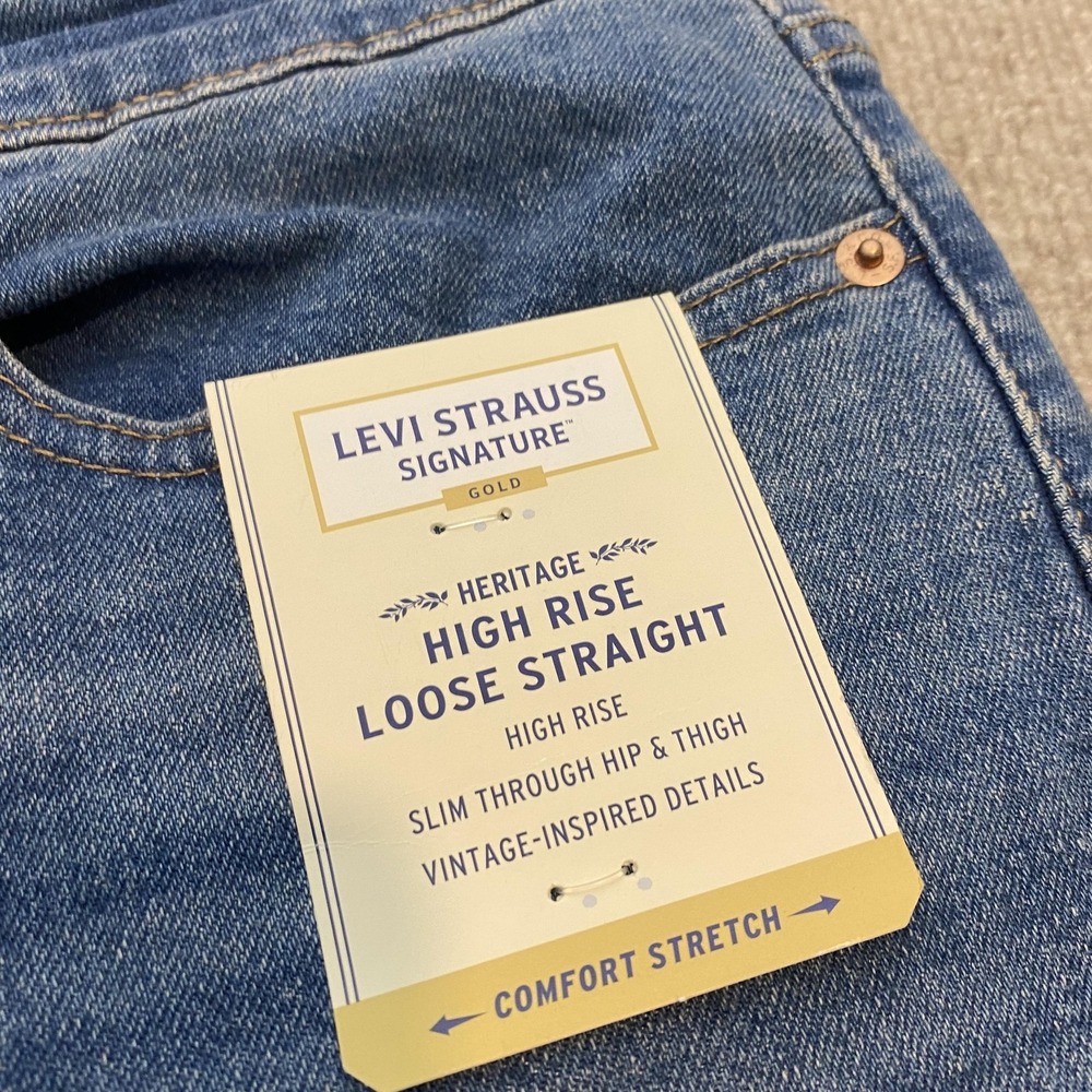 Signature by Levi Strauss Womens High-Rise Wide Leg Jeans in Blue Denim - Picture 4 of 15